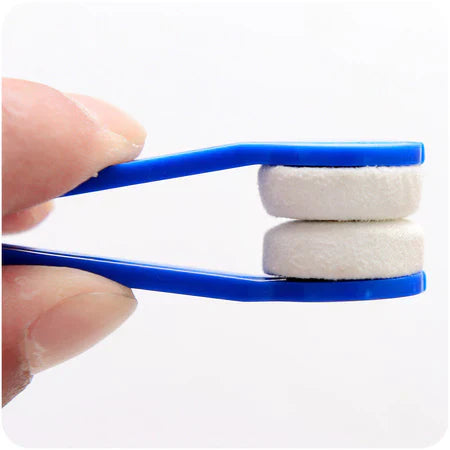 2-in-1 Microfibre Lens Cleaner