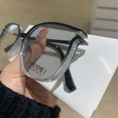 Crystal Elite Vision – Photochromic Multifocal Glasses