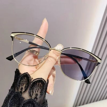 Hale Vision – Photochromic Multifocal Glasses New