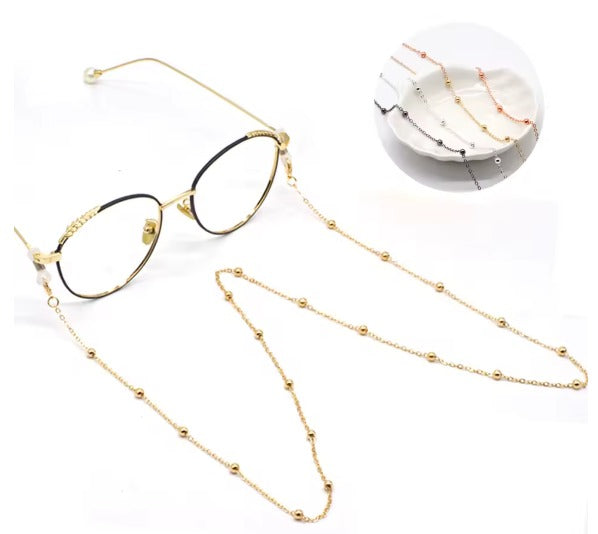 Polished Chain – Elegant Eyewear Accessory